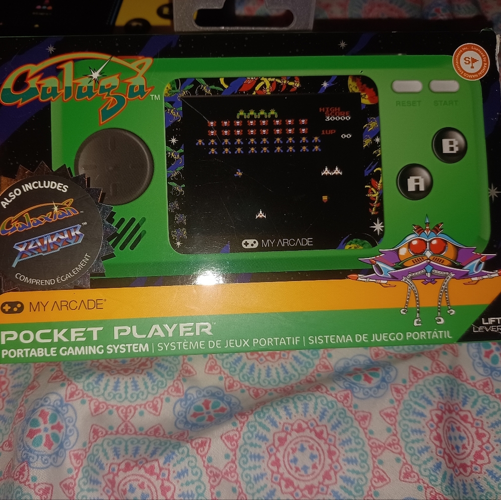 GALAGA POCKET PLAY